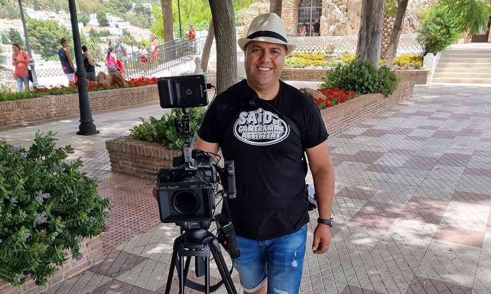 Saïd de Assistent op locatie met camera